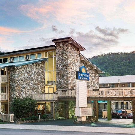 Days Inn & Suites By Wyndham Downtown Gatlinburg Parkway Екстер'єр фото