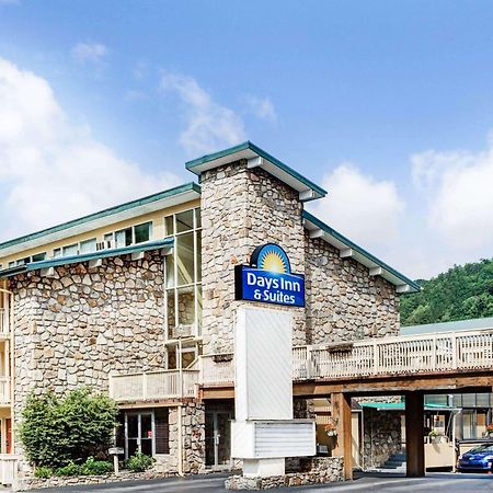 Days Inn & Suites By Wyndham Downtown Gatlinburg Parkway Екстер'єр фото
