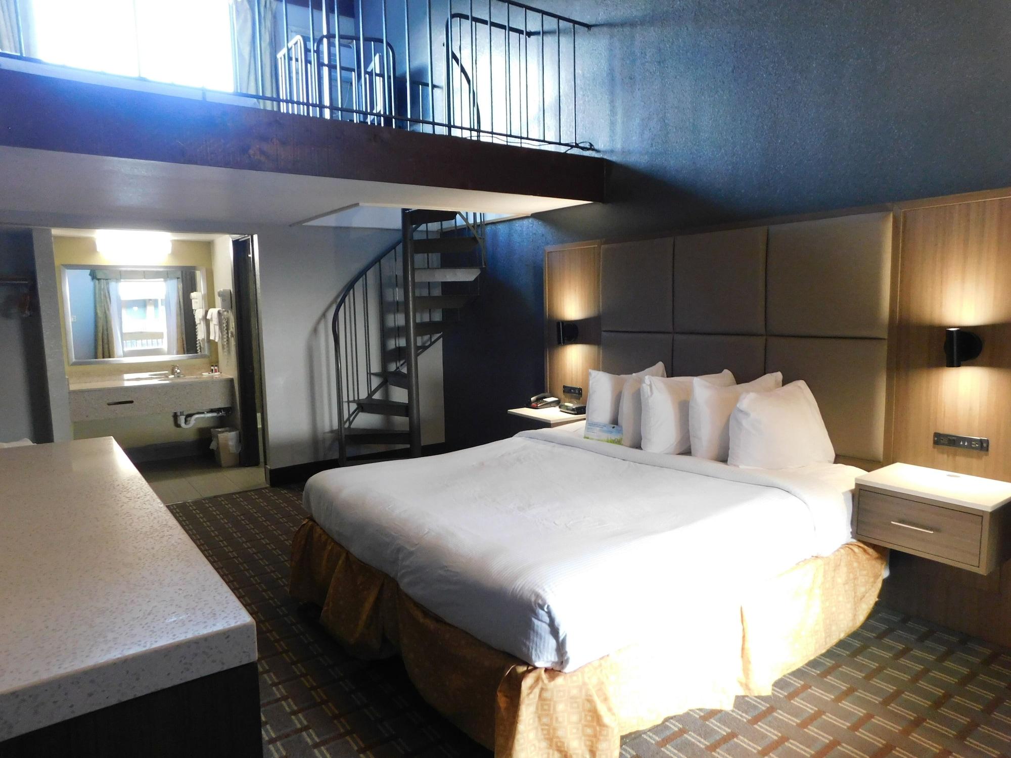 Days Inn & Suites By Wyndham Downtown Gatlinburg Parkway Екстер'єр фото
