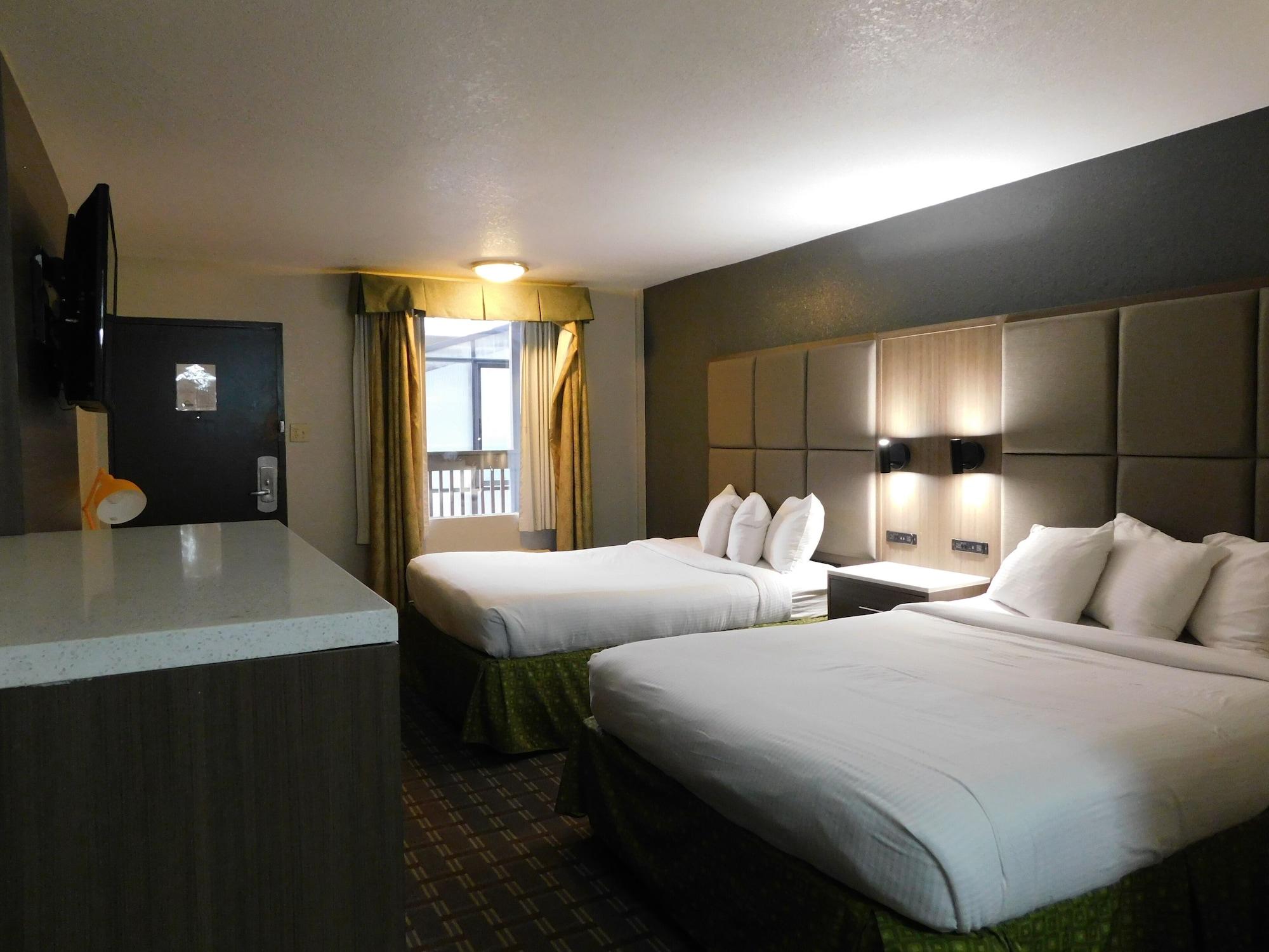 Days Inn & Suites By Wyndham Downtown Gatlinburg Parkway Екстер'єр фото