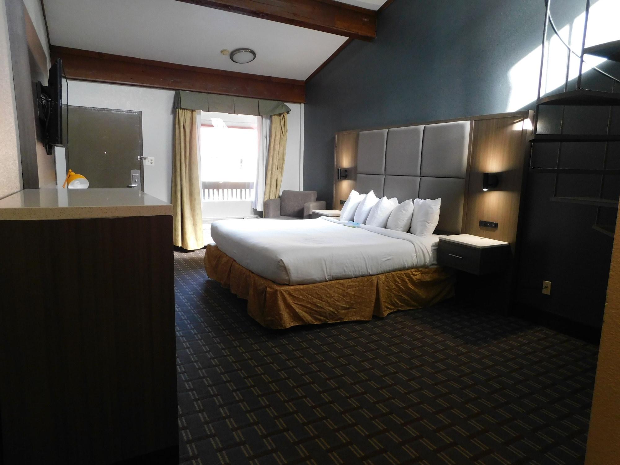 Days Inn & Suites By Wyndham Downtown Gatlinburg Parkway Екстер'єр фото