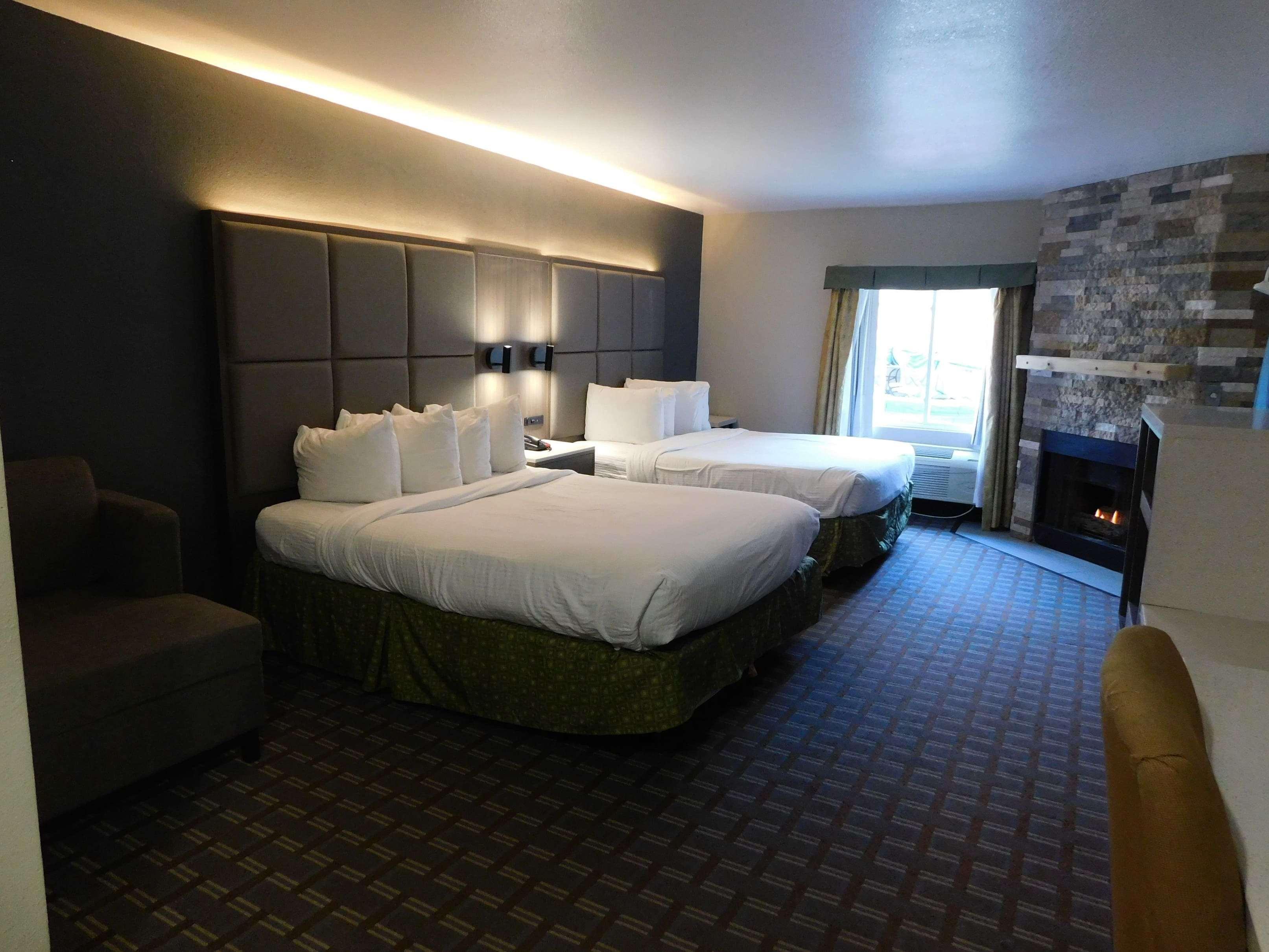 Days Inn & Suites By Wyndham Downtown Gatlinburg Parkway Екстер'єр фото